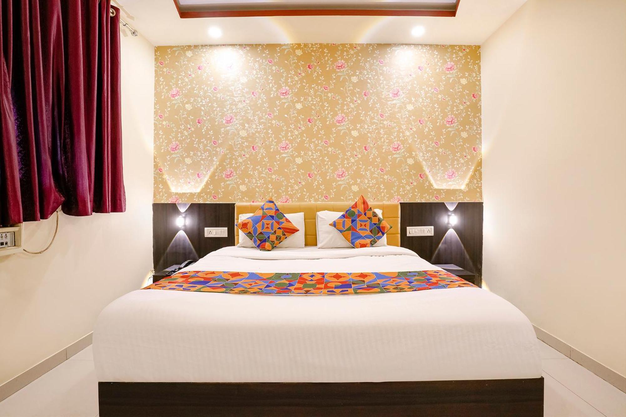 Fabhotel Sai Vihar Kolshet Kültér fotó