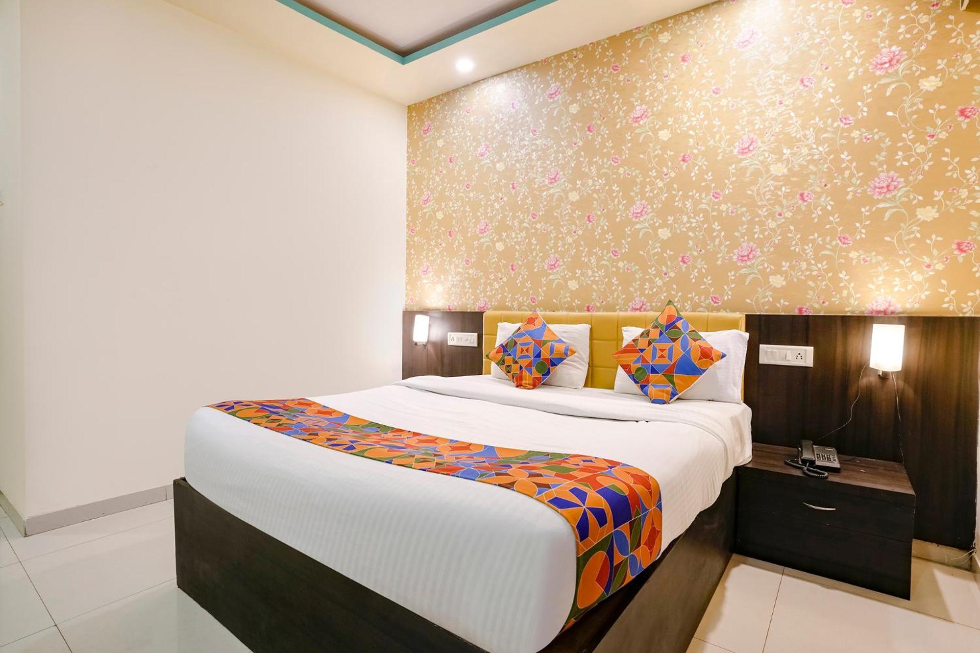 Fabhotel Sai Vihar Kolshet Kültér fotó