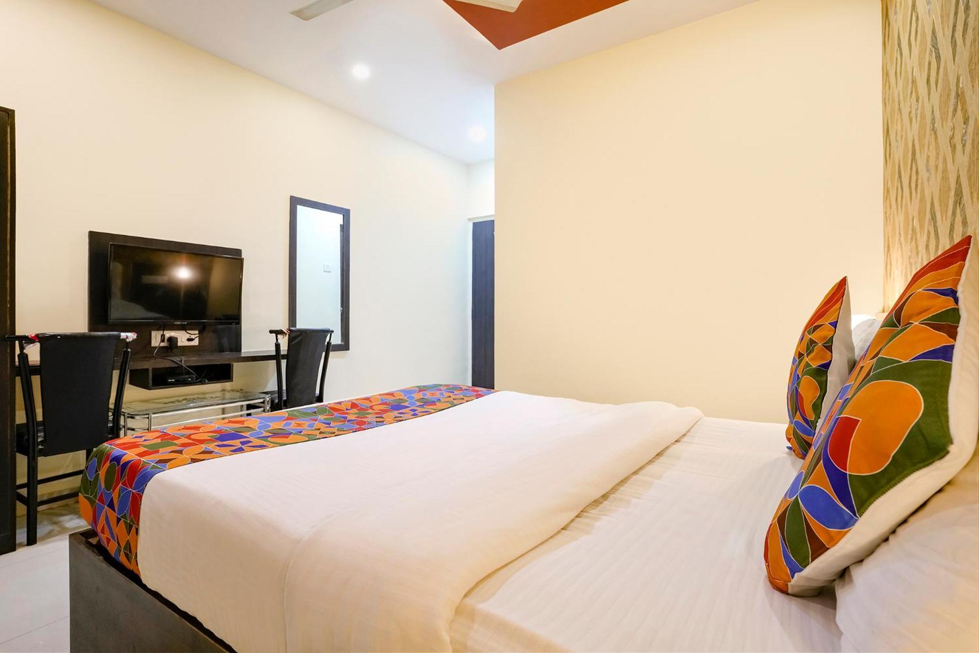Fabhotel Sai Vihar Kolshet Kültér fotó